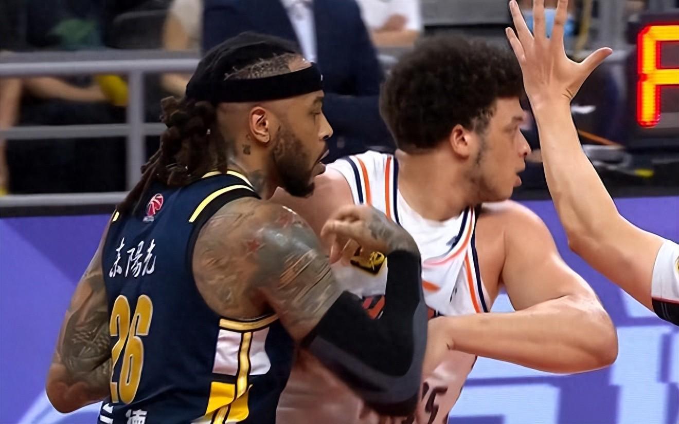 欧冠直播平台app下载-突发！粤沪大战，卢伟宣布超级外援轮休，球迷：或是烟雾弹？