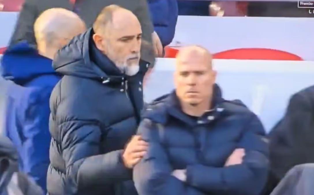 欧冠手机观看-不是这个光头，图多尔把热刺工作人员阿兰-迪克松认成了斯洛特